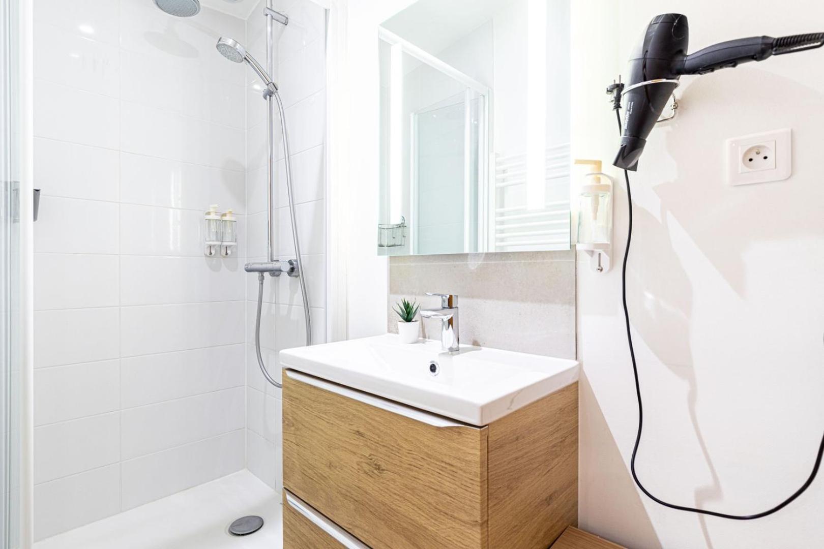 Guestready - Serene Stay Near Champ De Mars Paris Exterior photo